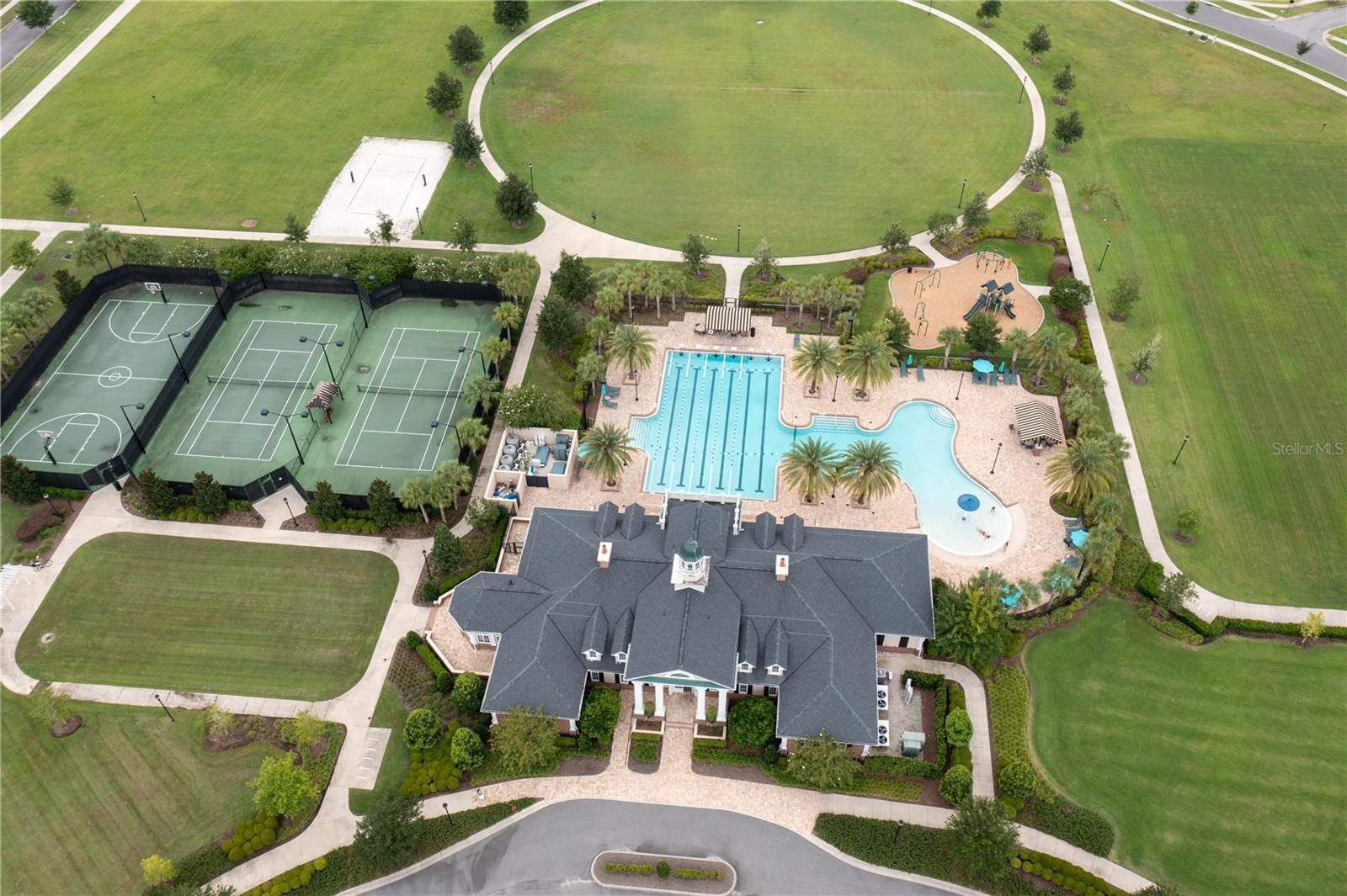 OAKMONT PH 2 PB 32 PG 30 - Residential