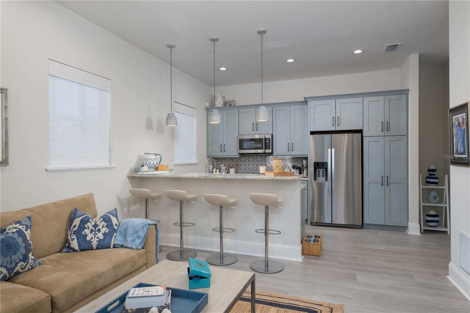 OAKMONT PH 2 PB 32 PG 30 - Residential