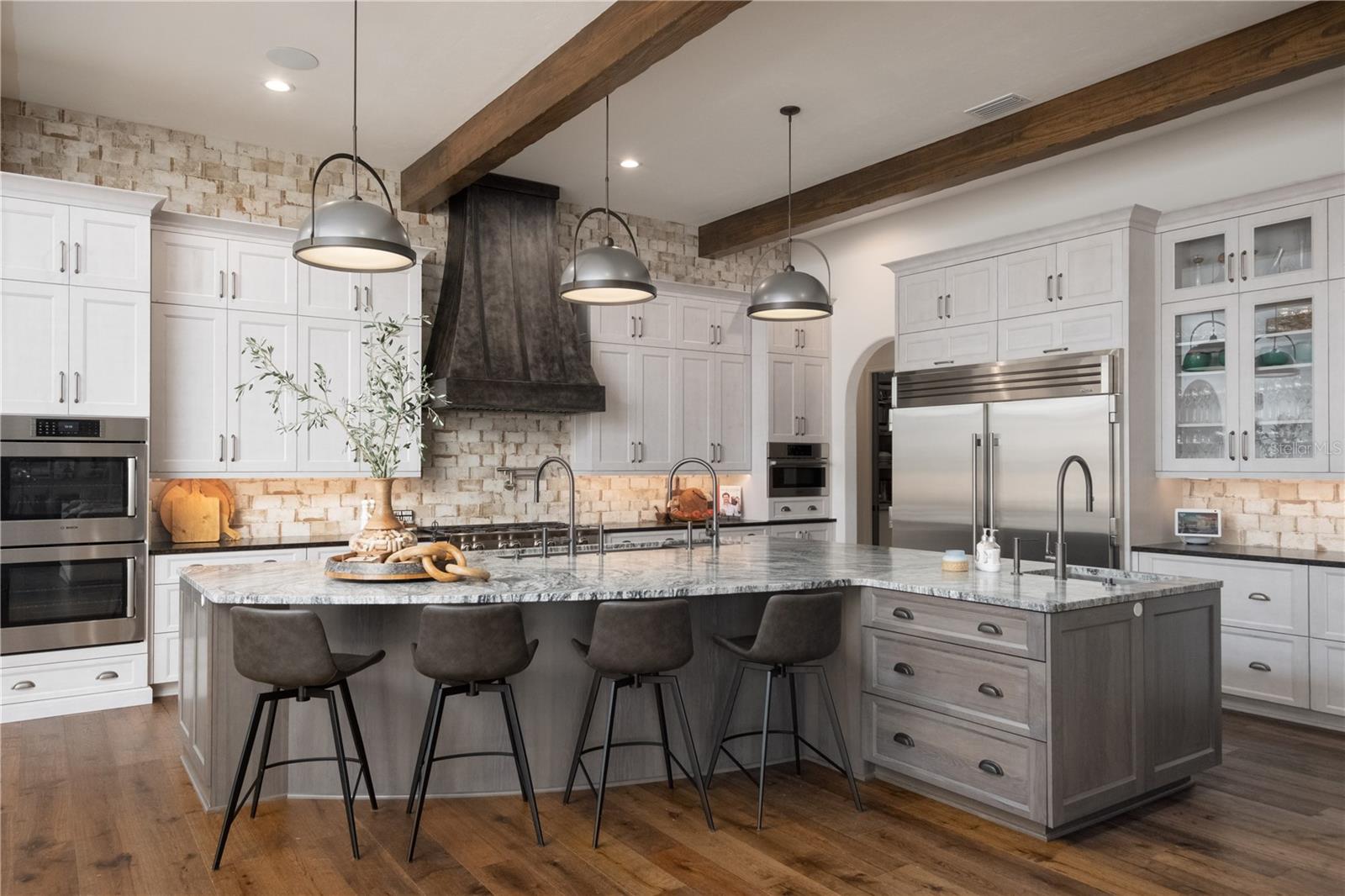 OAKMONT PH 2 PB 32 PG 30 - Residential