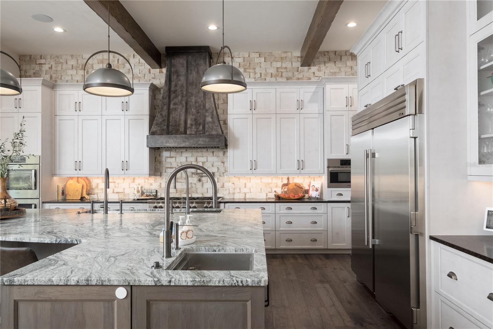 OAKMONT PH 2 PB 32 PG 30 - Residential