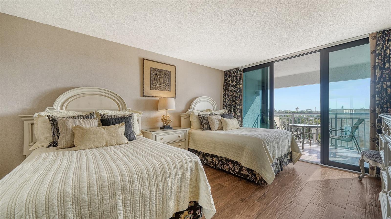 SIESTA SANDS RESORT N-TS - Residential