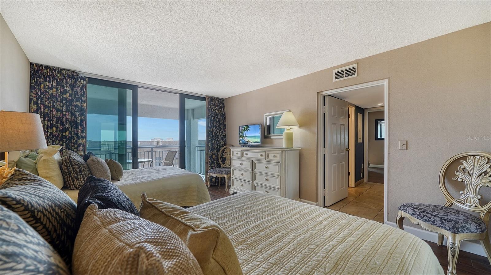 SIESTA SANDS RESORT N-TS - Residential