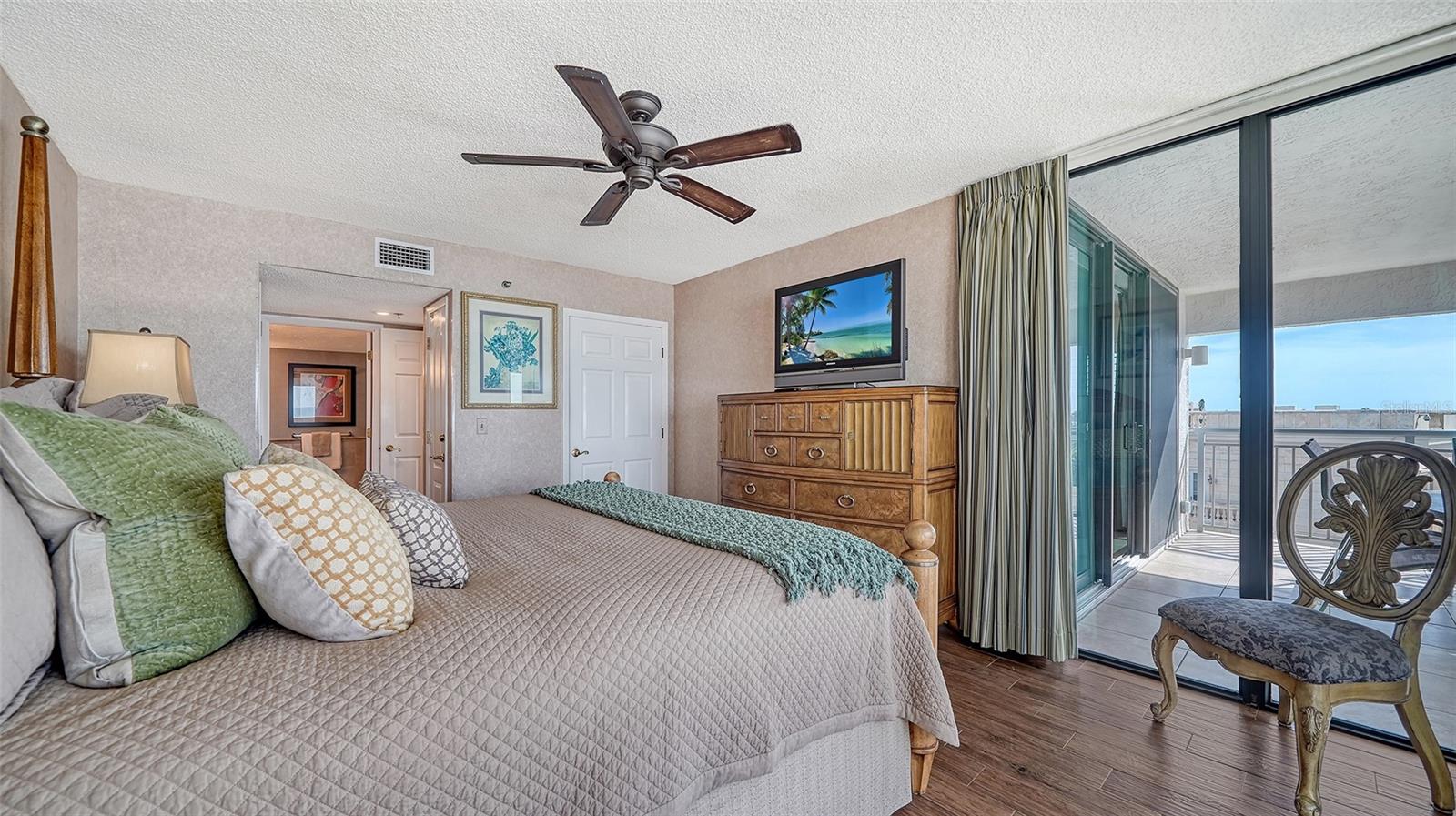 SIESTA SANDS RESORT N-TS - Residential