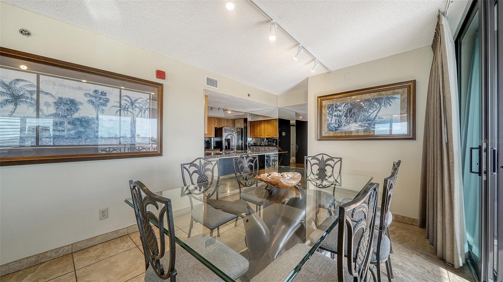 SIESTA SANDS RESORT N-TS - Residential