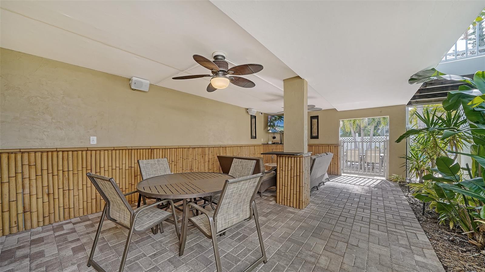 SIESTA SANDS RESORT N-TS - Residential