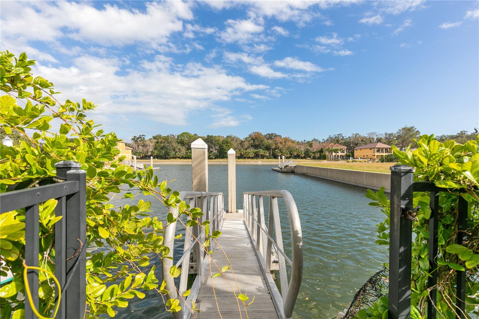 HARBOR VILLAGE MARINA - Residential