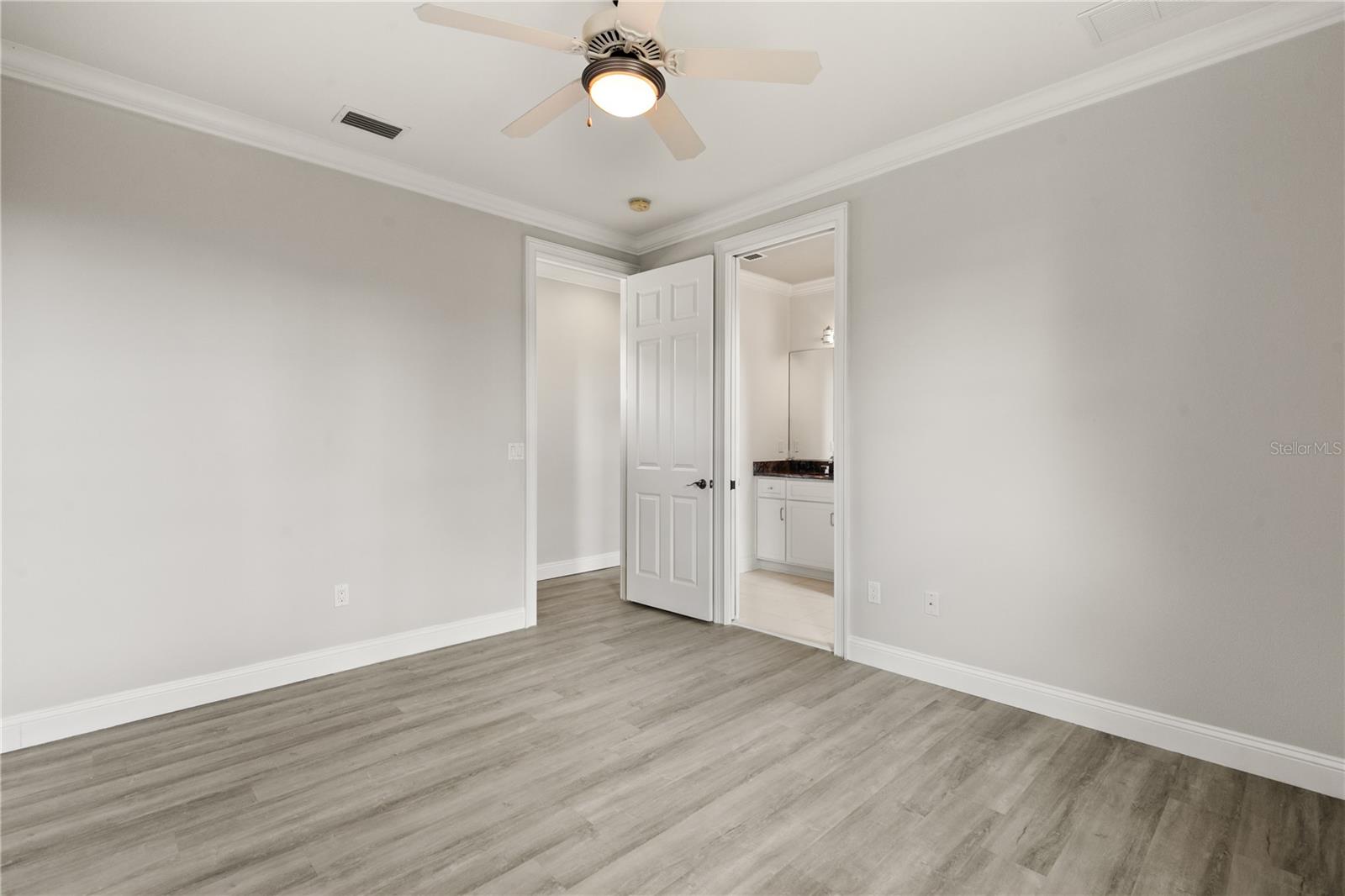 HARBOR VILLAGE MARINA - Residential