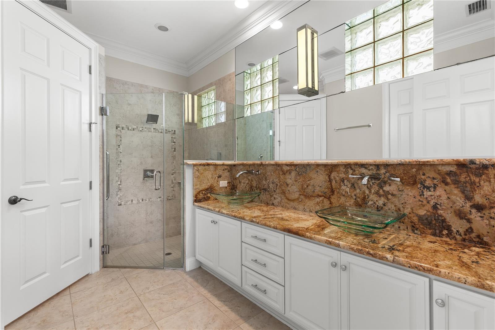 HARBOR VILLAGE MARINA - Residential