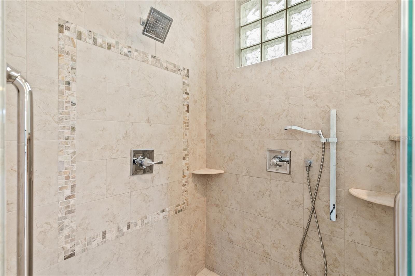 HARBOR VILLAGE MARINA - Residential