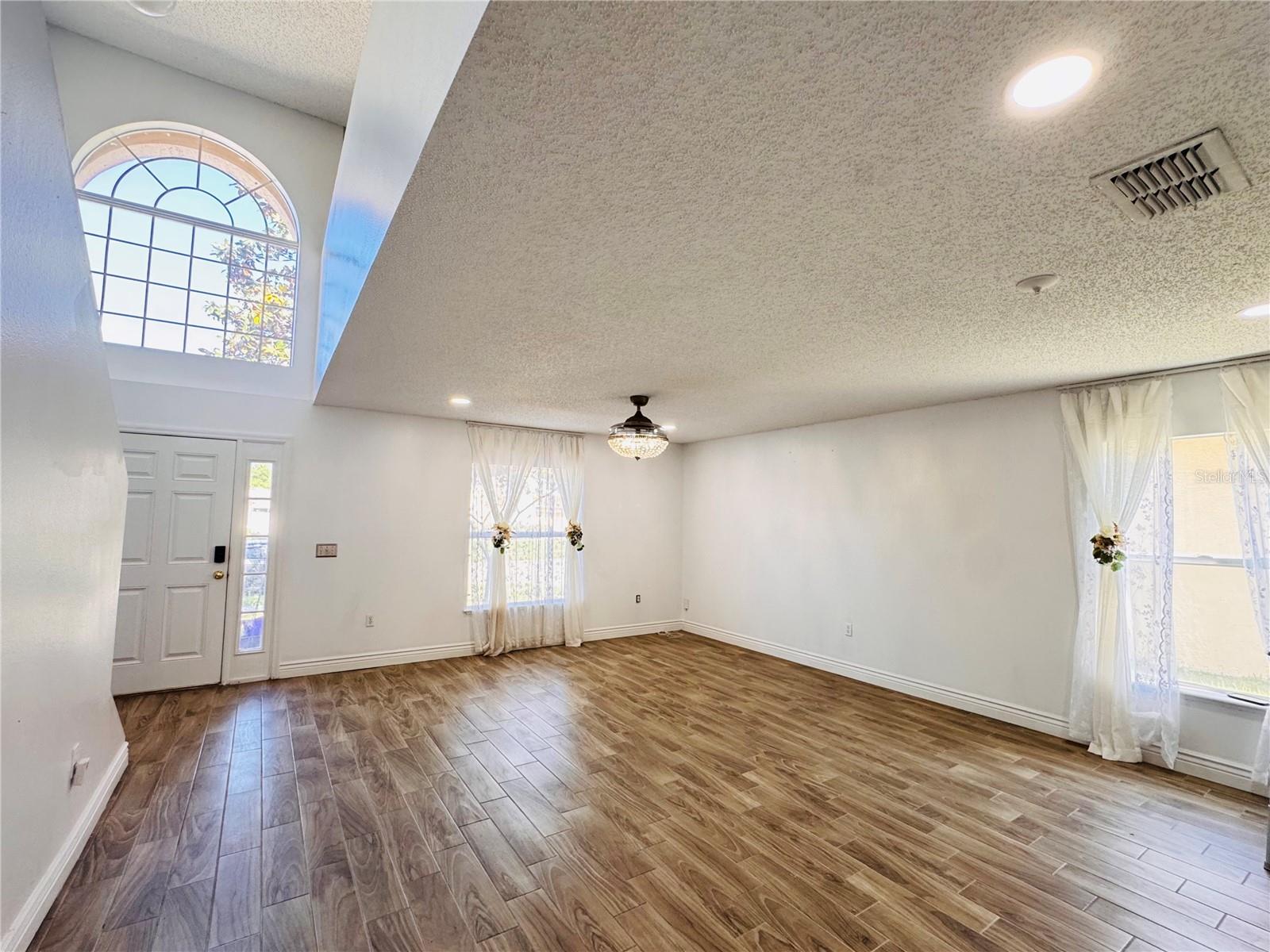 2050 CORNER GLEN DRIVE