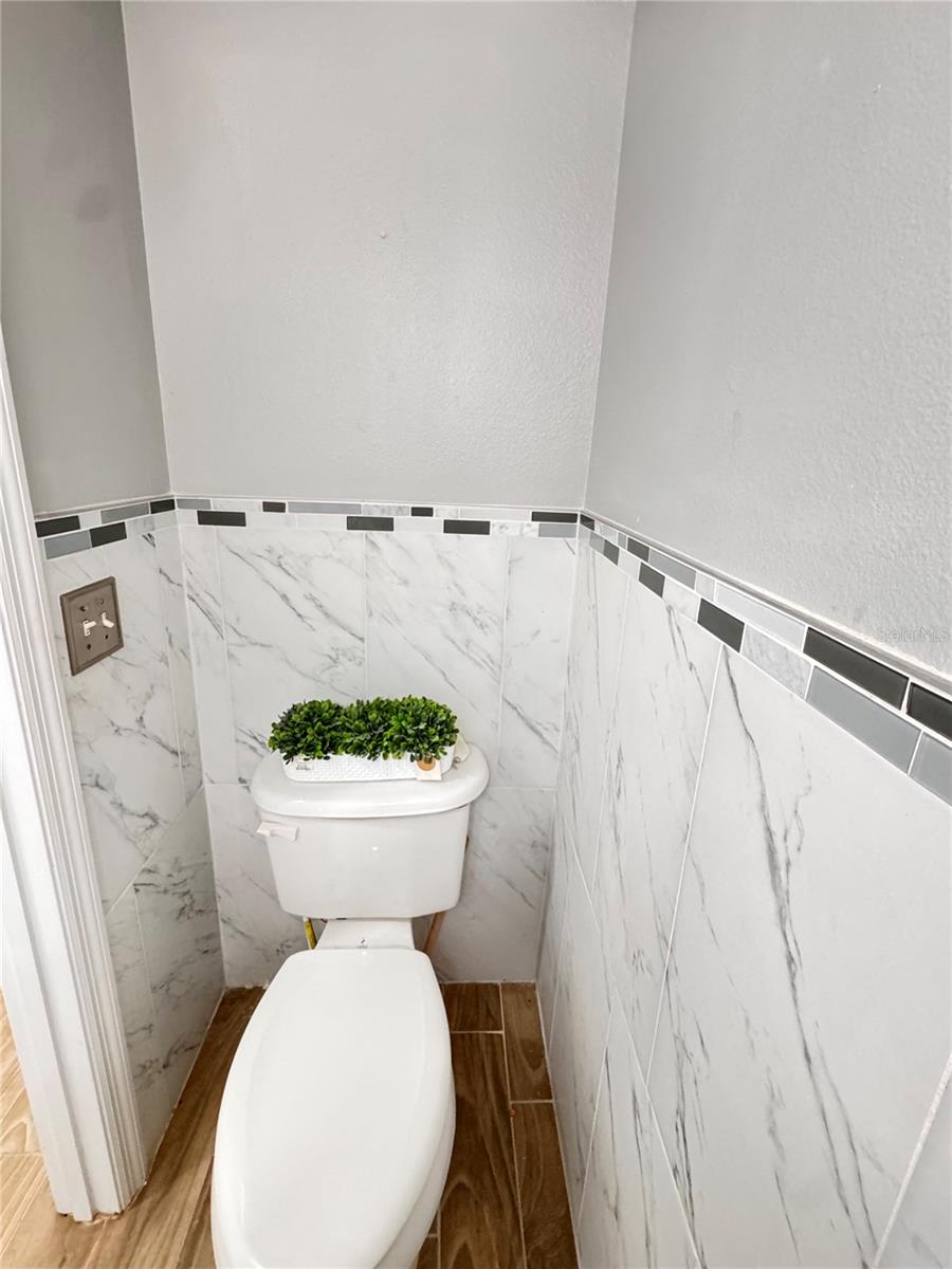 2050 CORNER GLEN DRIVE