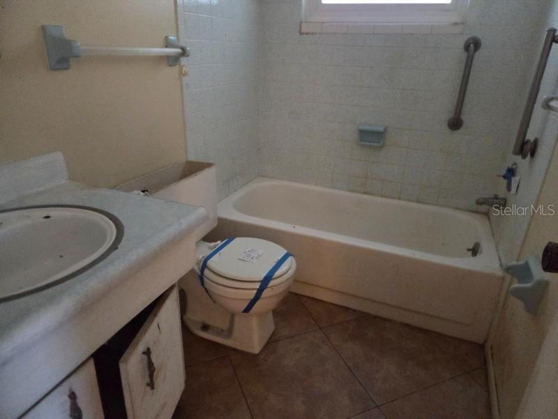 SEVEN SPGS HOMES - Residential