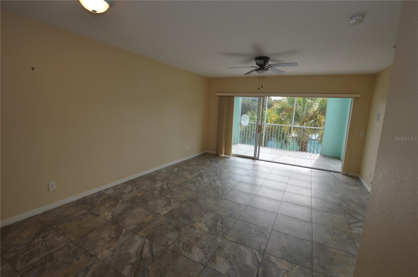 WATERSIDE CLUB 04 AT HERITAGE - Residential