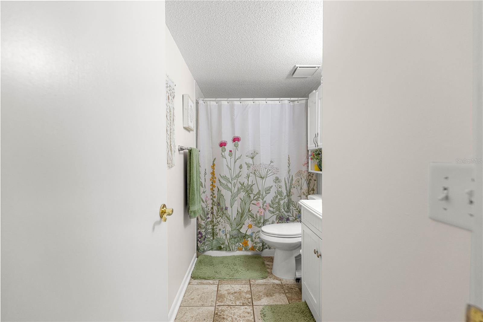 FAIRWAYS/SILVER SPGS SHORES CO - Residential