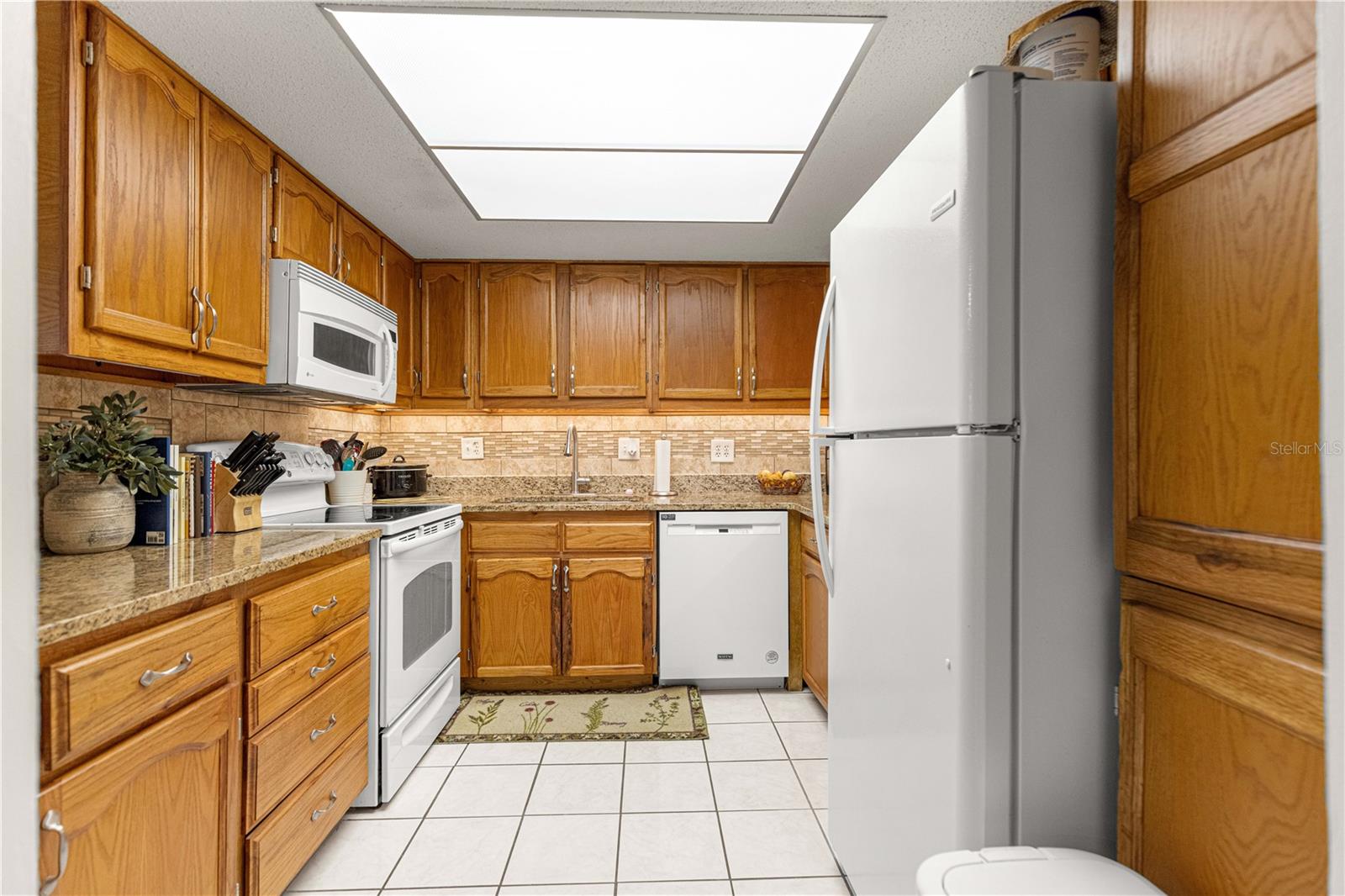 FAIRWAYS/SILVER SPGS SHORES CO - Residential