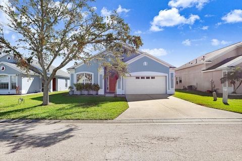 A home in ELLENTON