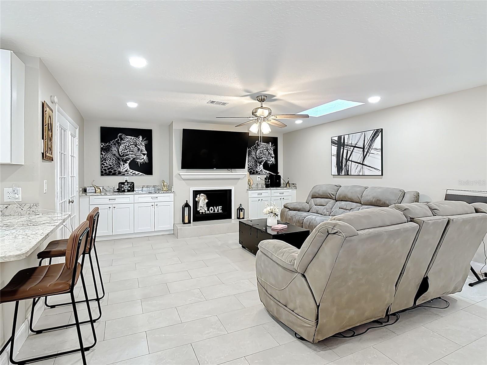 EMERALD LAKE COLONY UNIT 1 - Residential