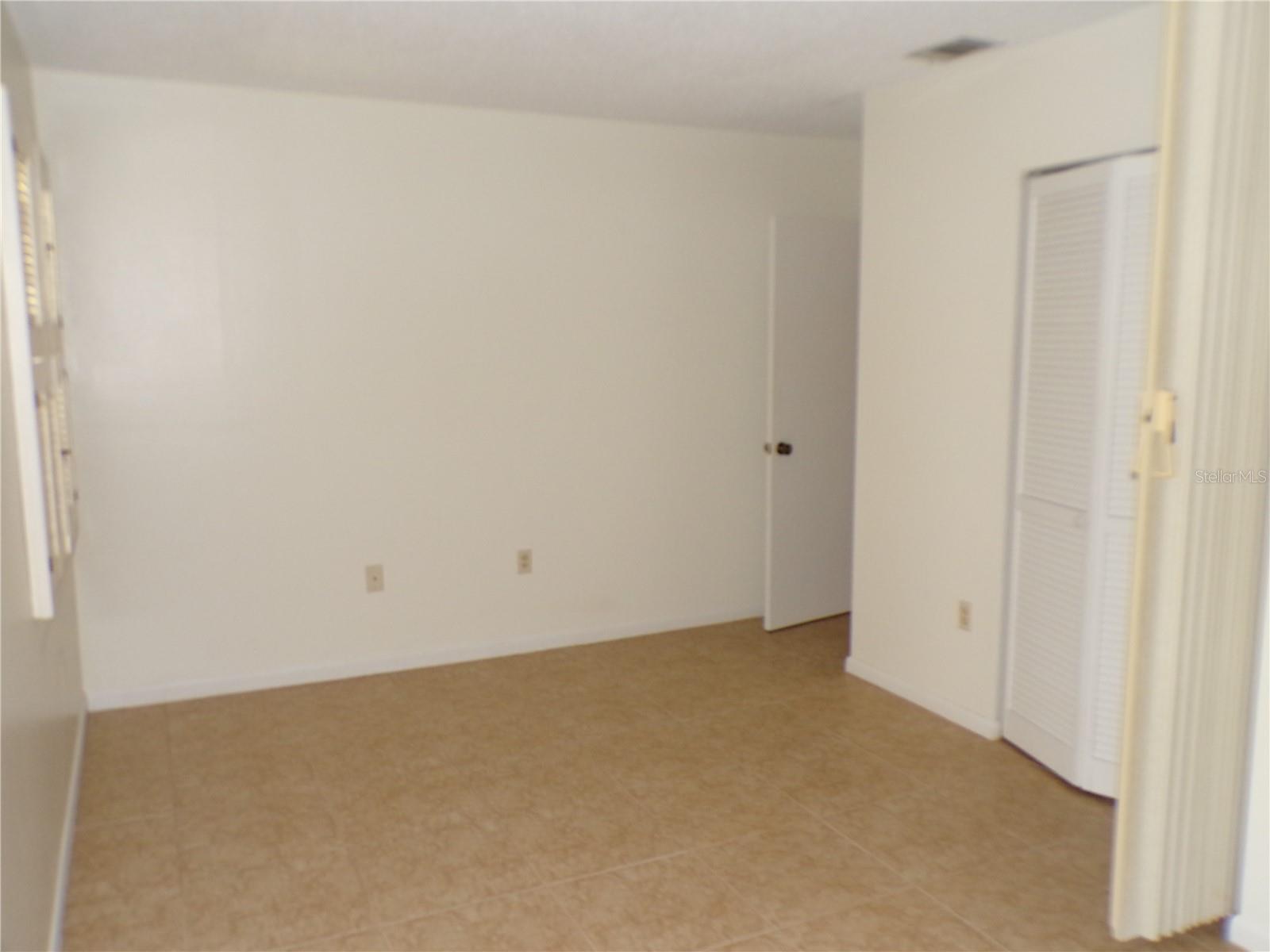 BIRD BAY V - Residential Lease