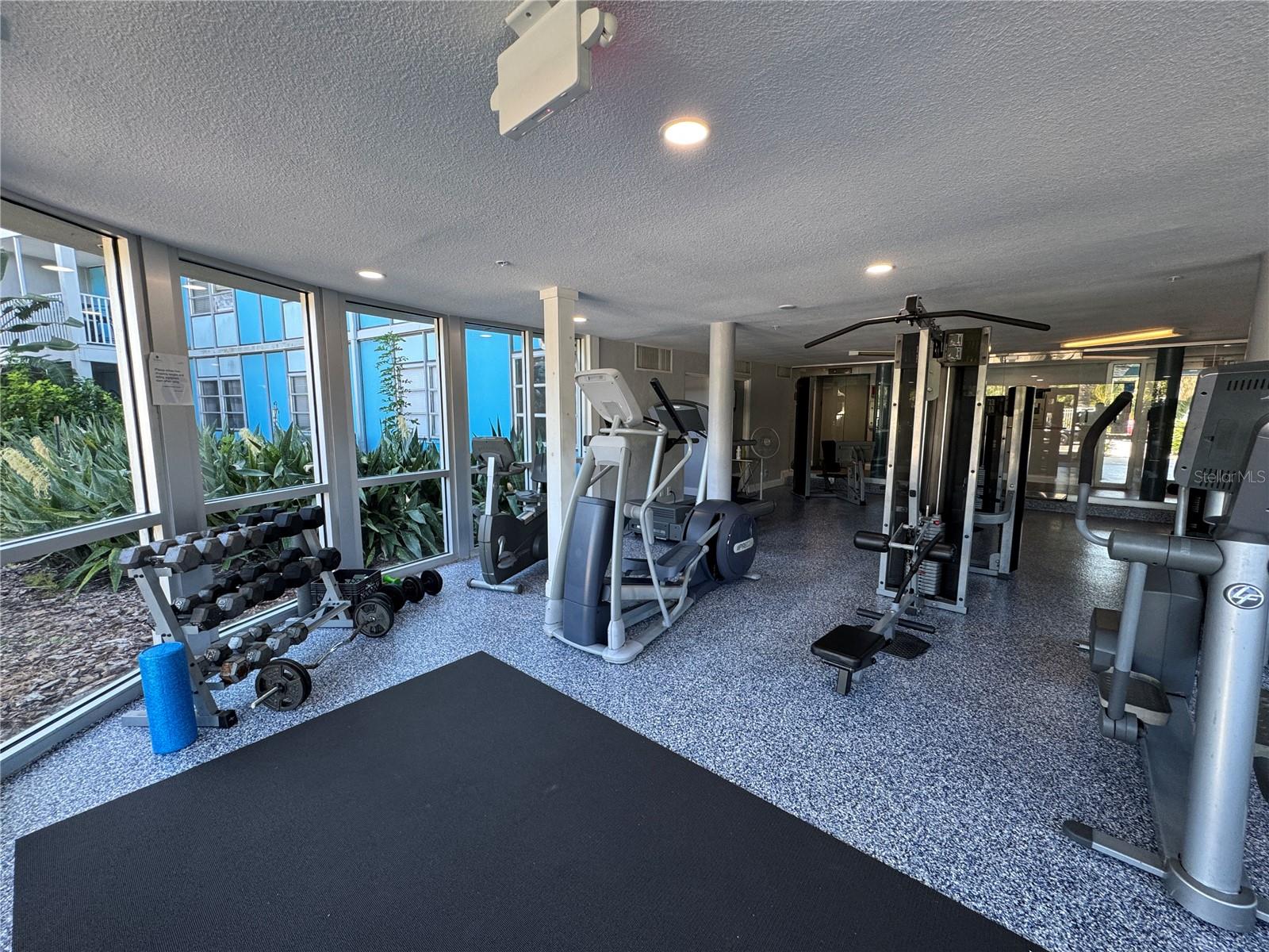 THE WAVE CONDO - Residential Lease