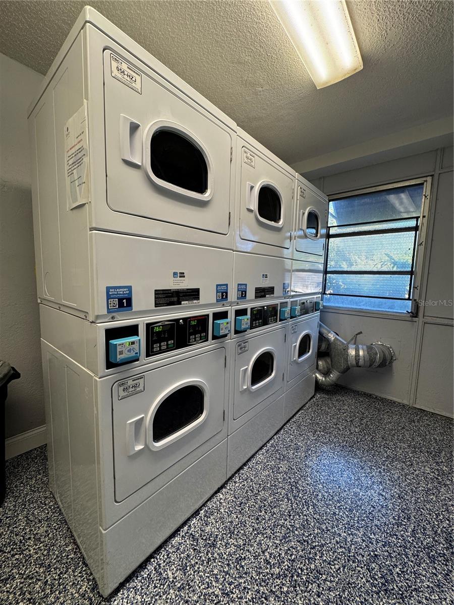 THE WAVE CONDO - Residential Lease