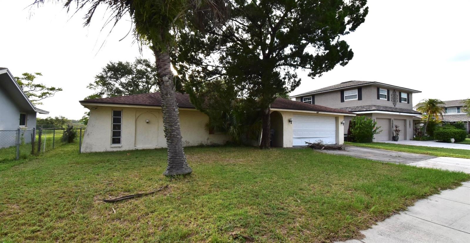 704 LEMONWOOD DRIVE