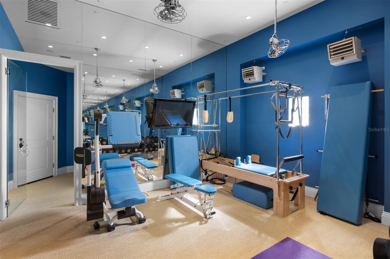 HAMMOCK DUNES - Residential