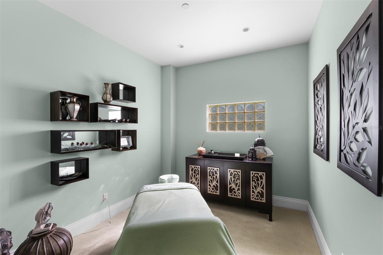 HAMMOCK DUNES - Residential