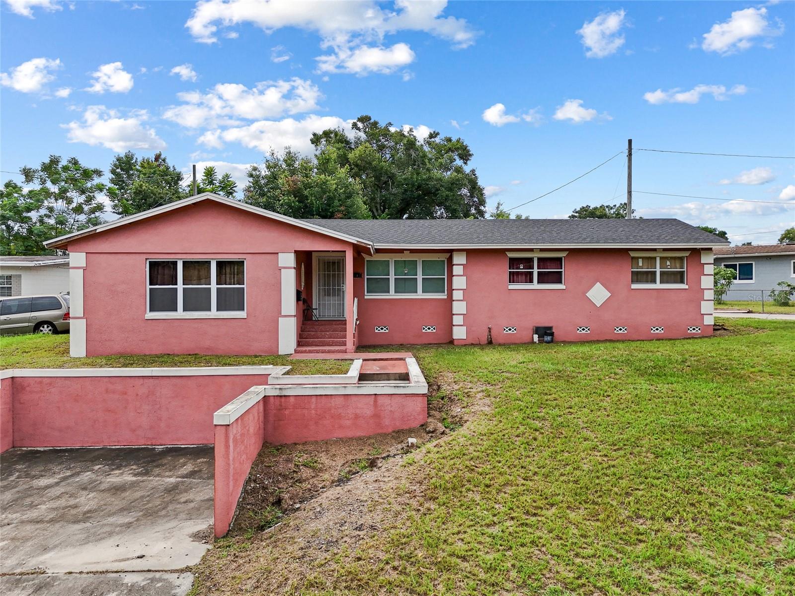 1607 LAKE LORINE DRIVE