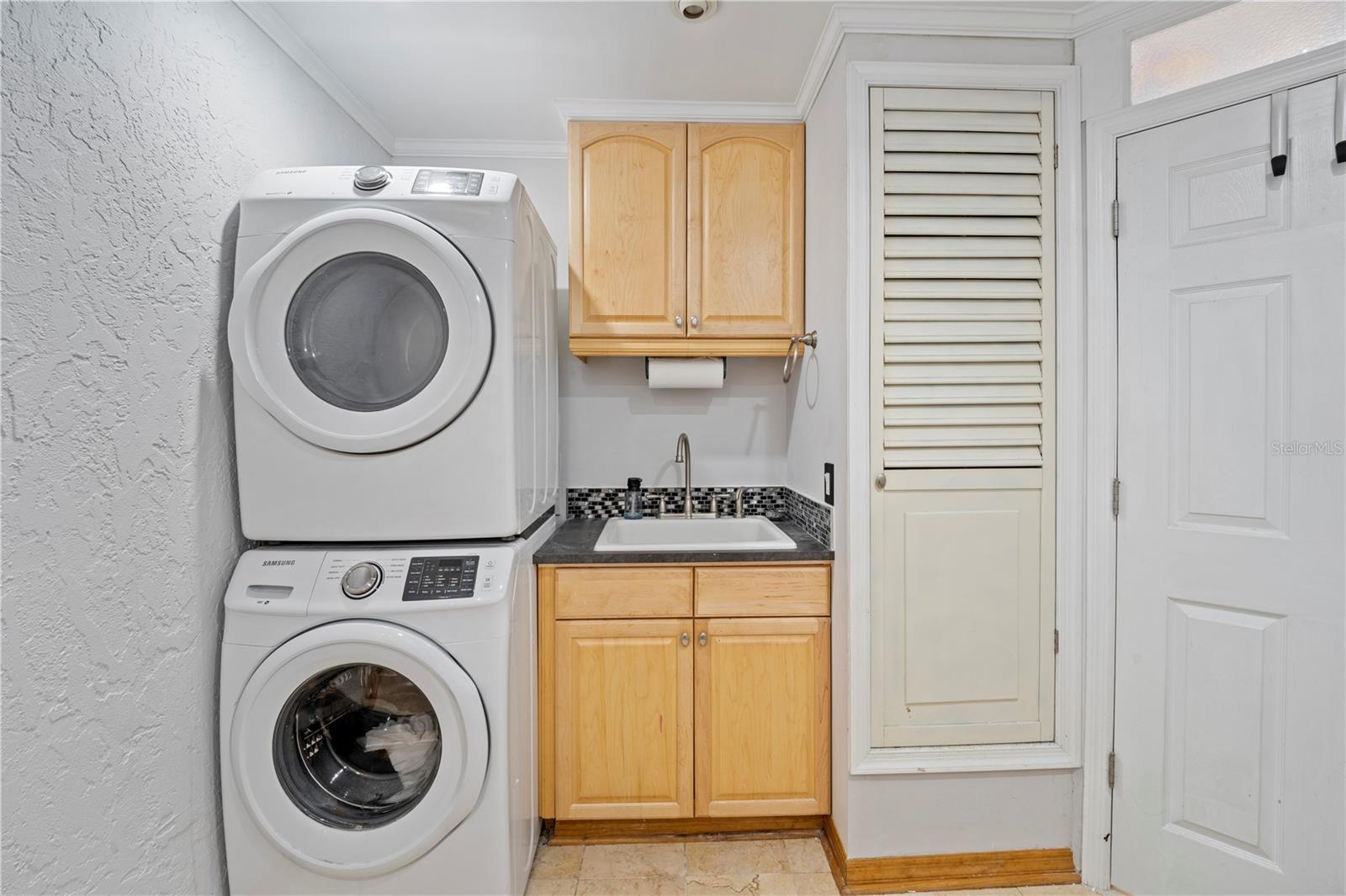 ROCKET CITY - Residential