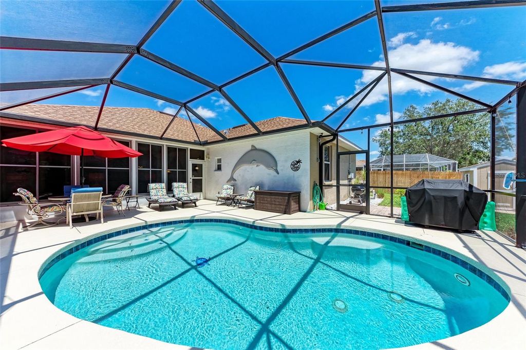 Photo of 7814 48th Avenue E, Bradenton, FL 34203 (MLS # A4649021)