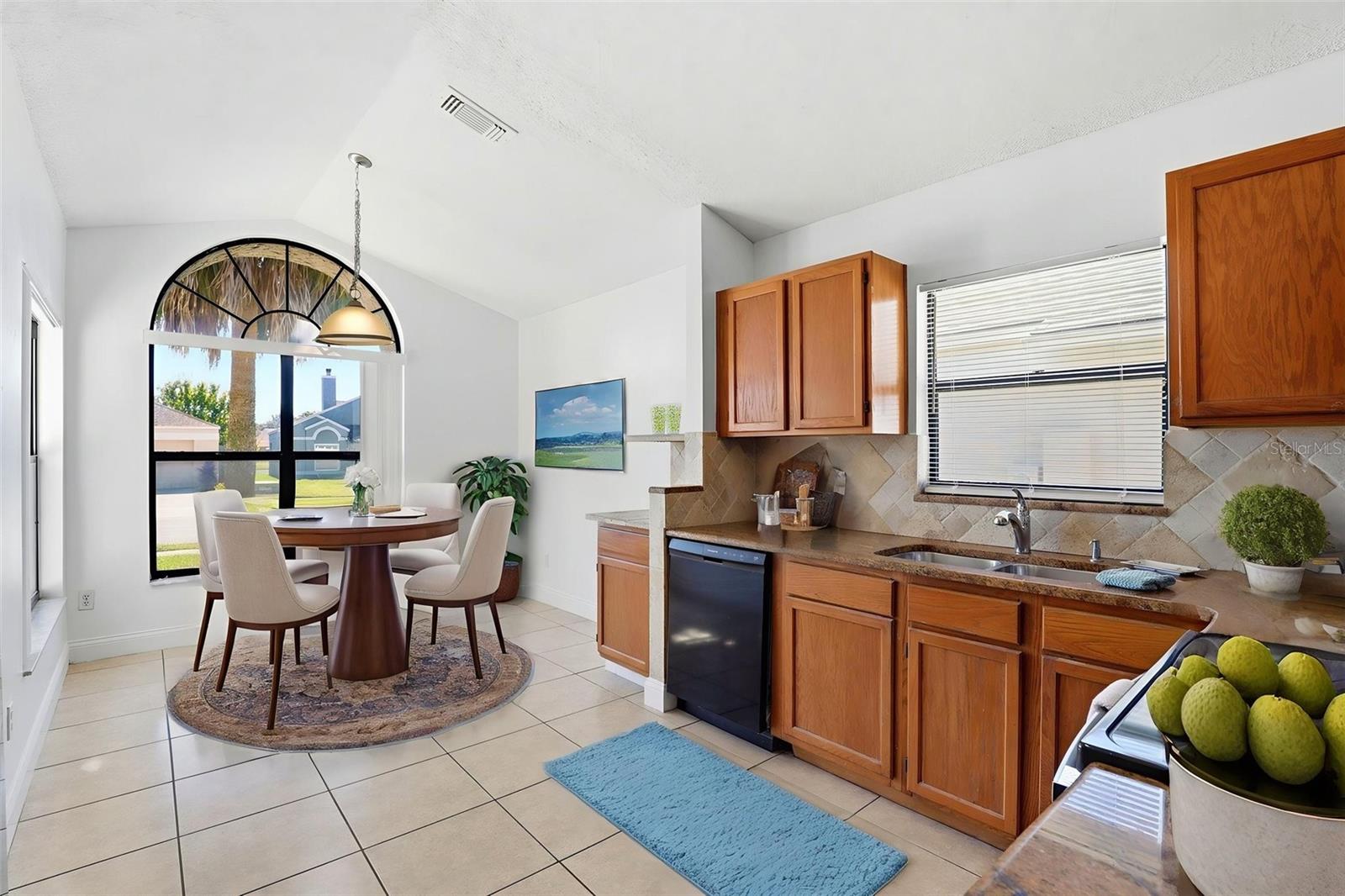 LAKEVIEW VILLAGE - Residential