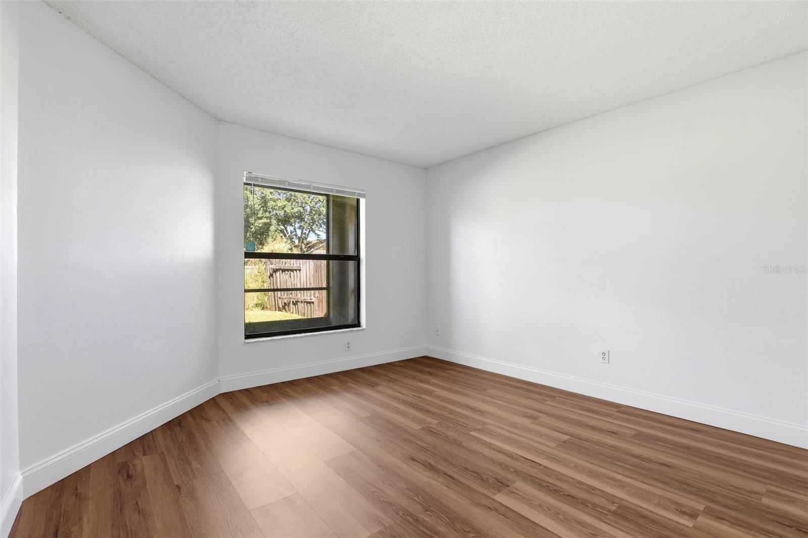 LAKEVIEW VILLAGE - Residential