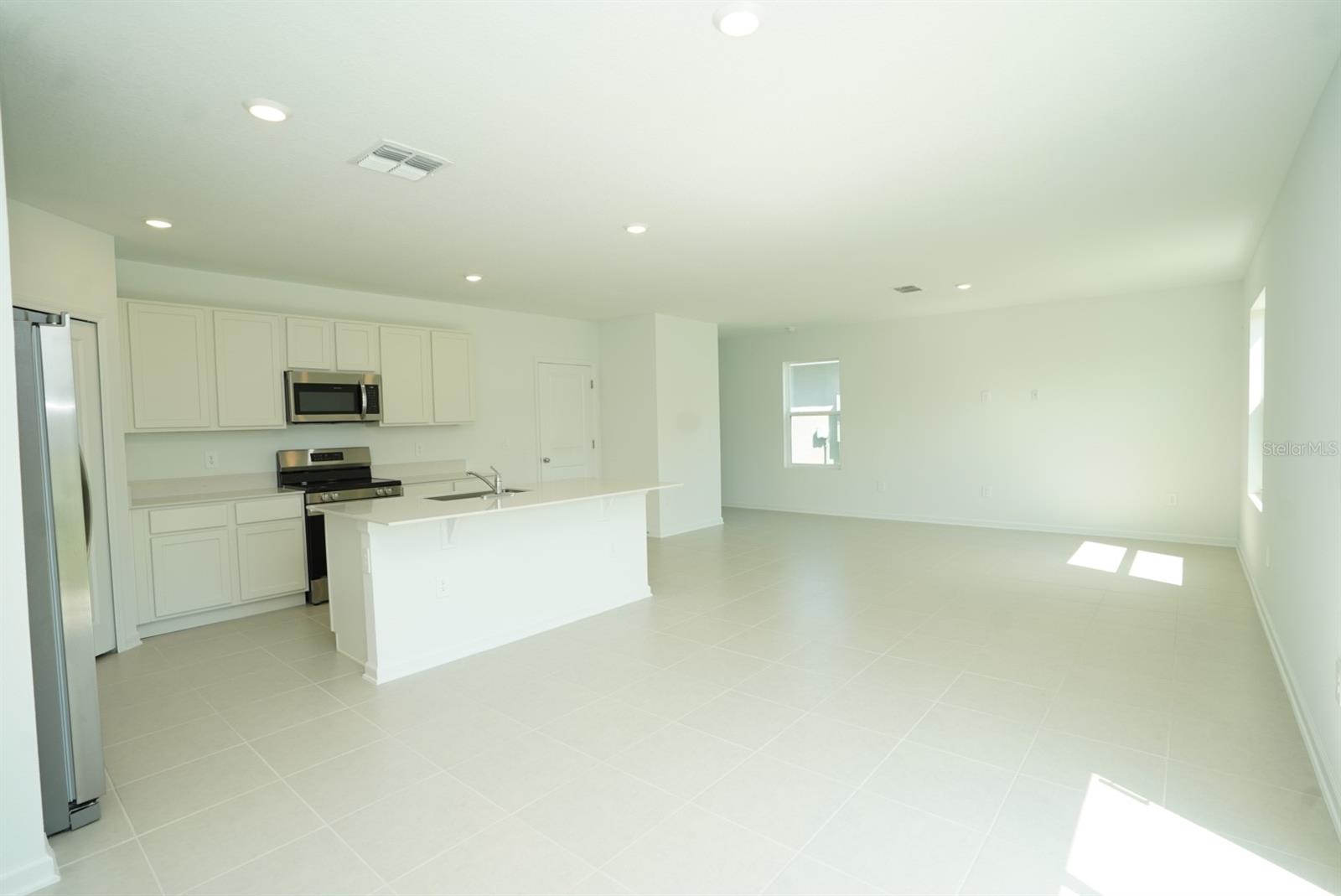 RANCHES AT MCLEOD 40S - Residential Lease