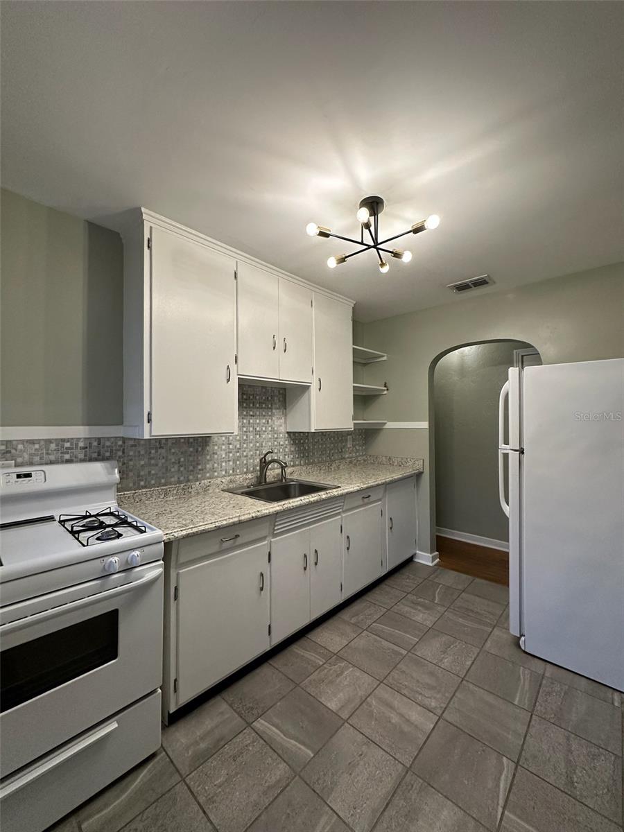 PIEDMONT PLACE - Residential Lease