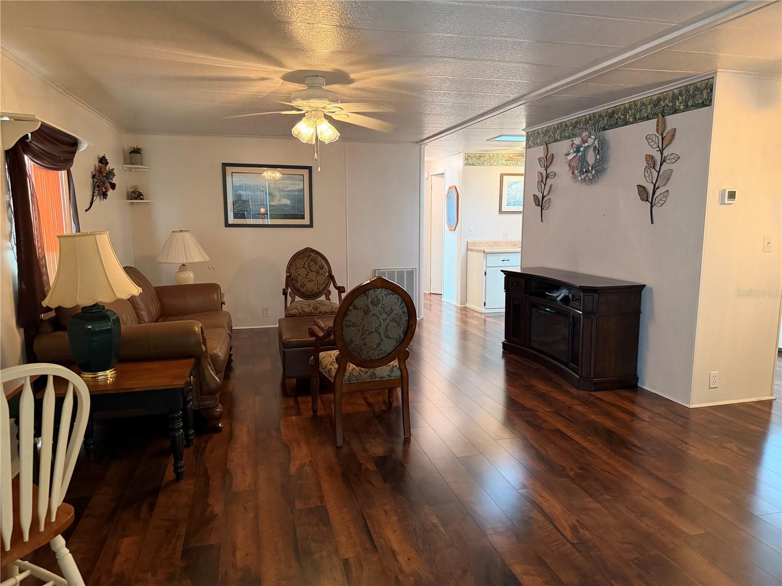 OAKWOOD ESTATES - Residential