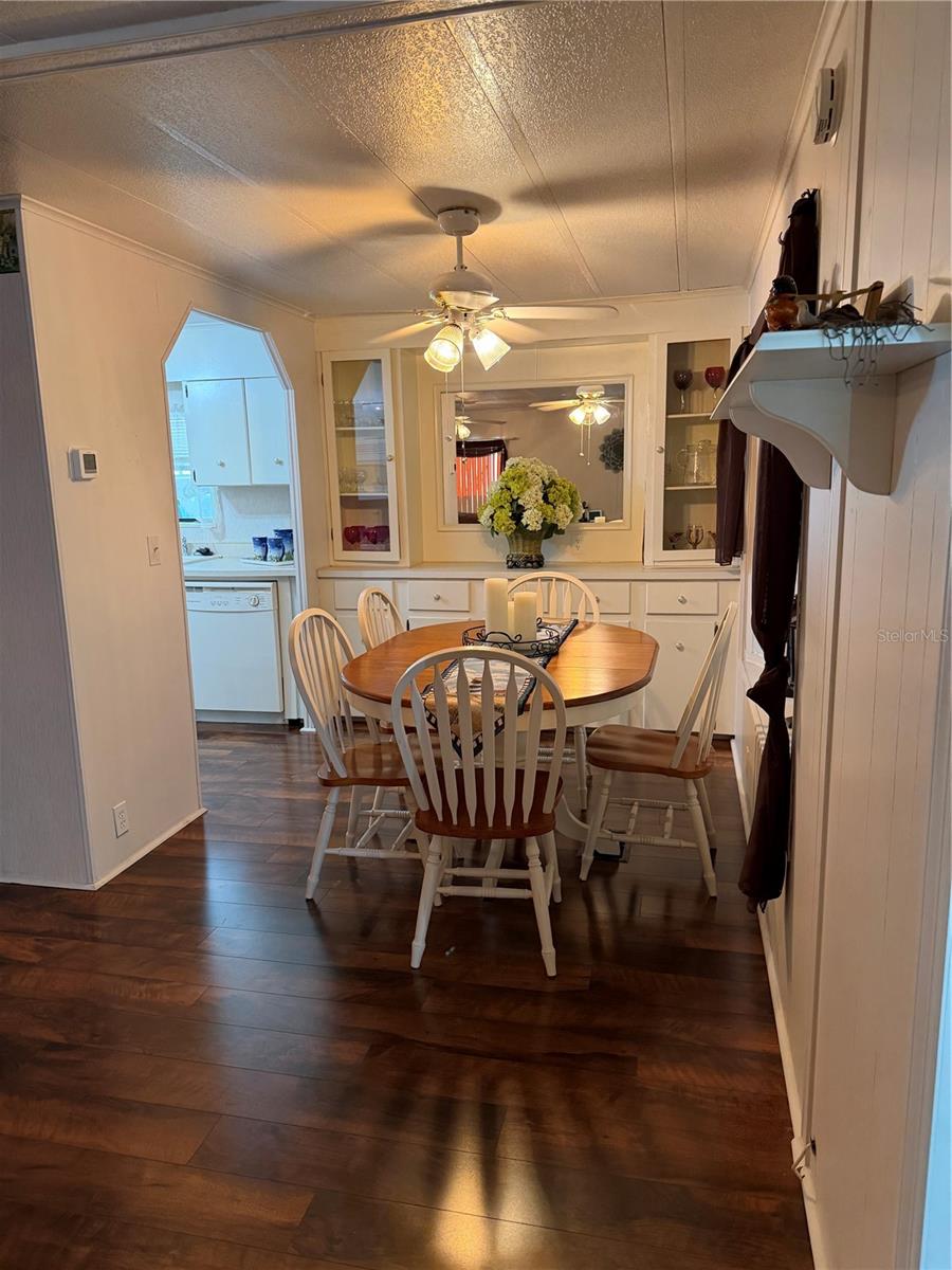 OAKWOOD ESTATES - Residential