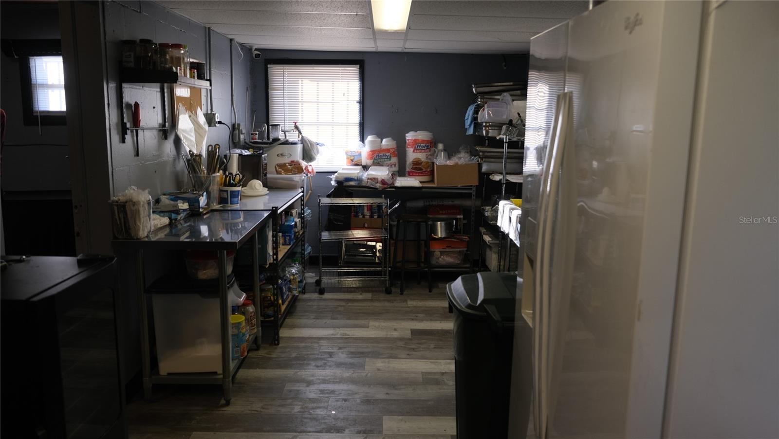 HEADS HARMON SUB - Commercial Sale