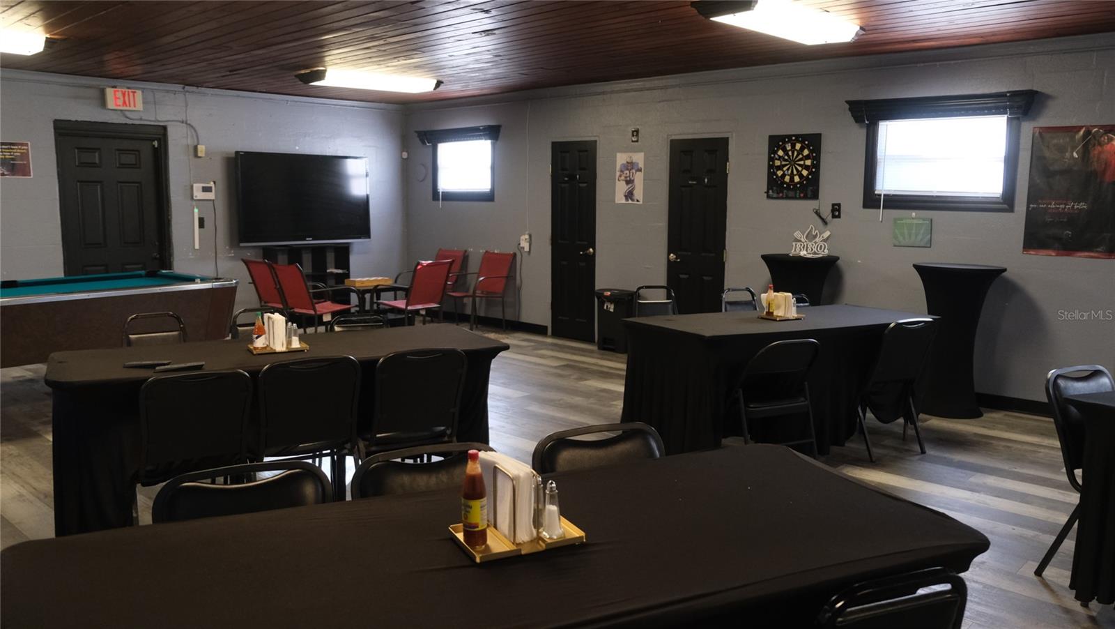 HEADS HARMON SUB - Commercial Sale