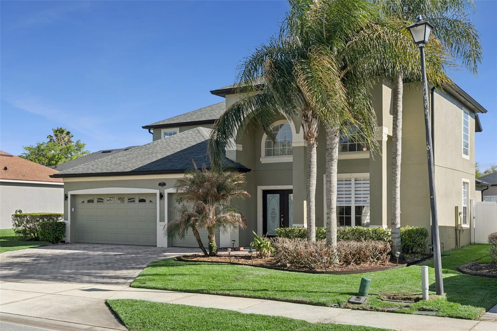 272 PORCHESTER DRIVE