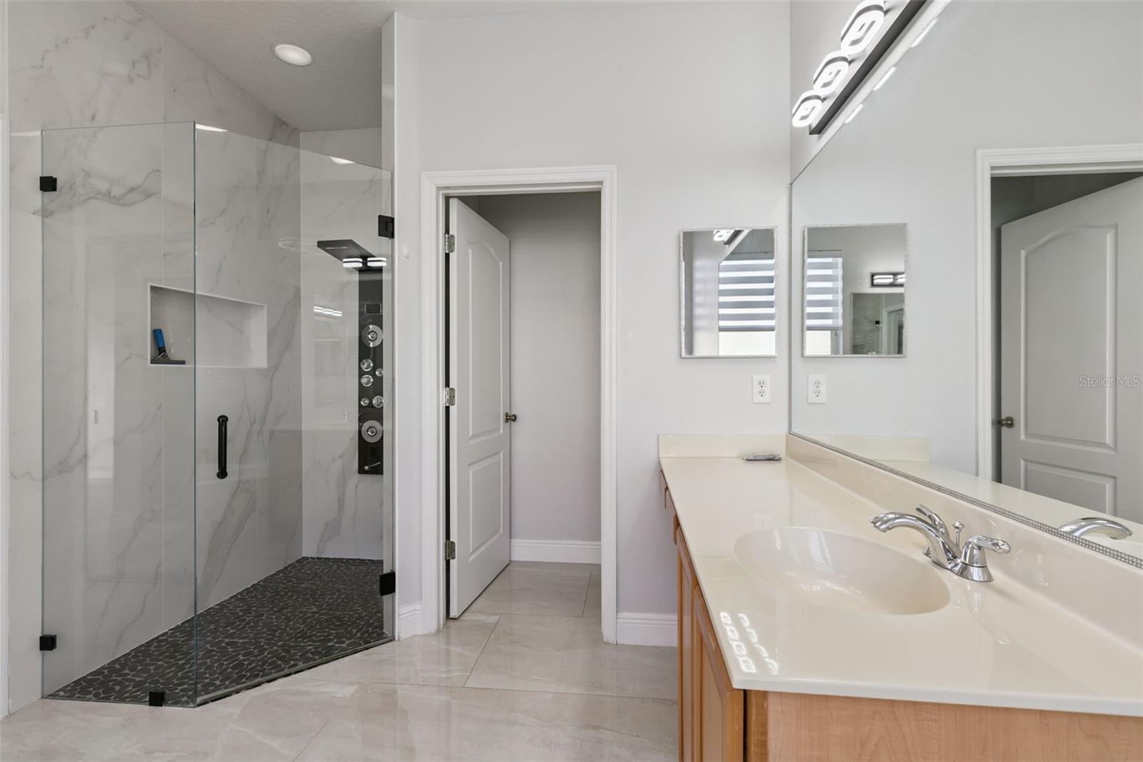 KAYS LANDING PH 1 - Residential