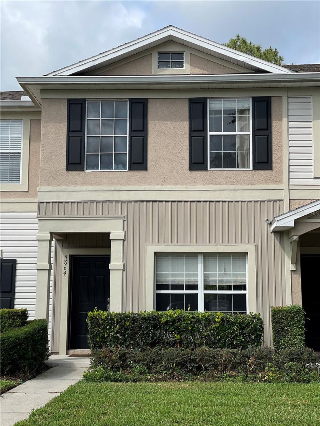 Photo of 5864 Fishhawk Ridge Drive, Lithia, FL 33547 (MLS # O6309642)