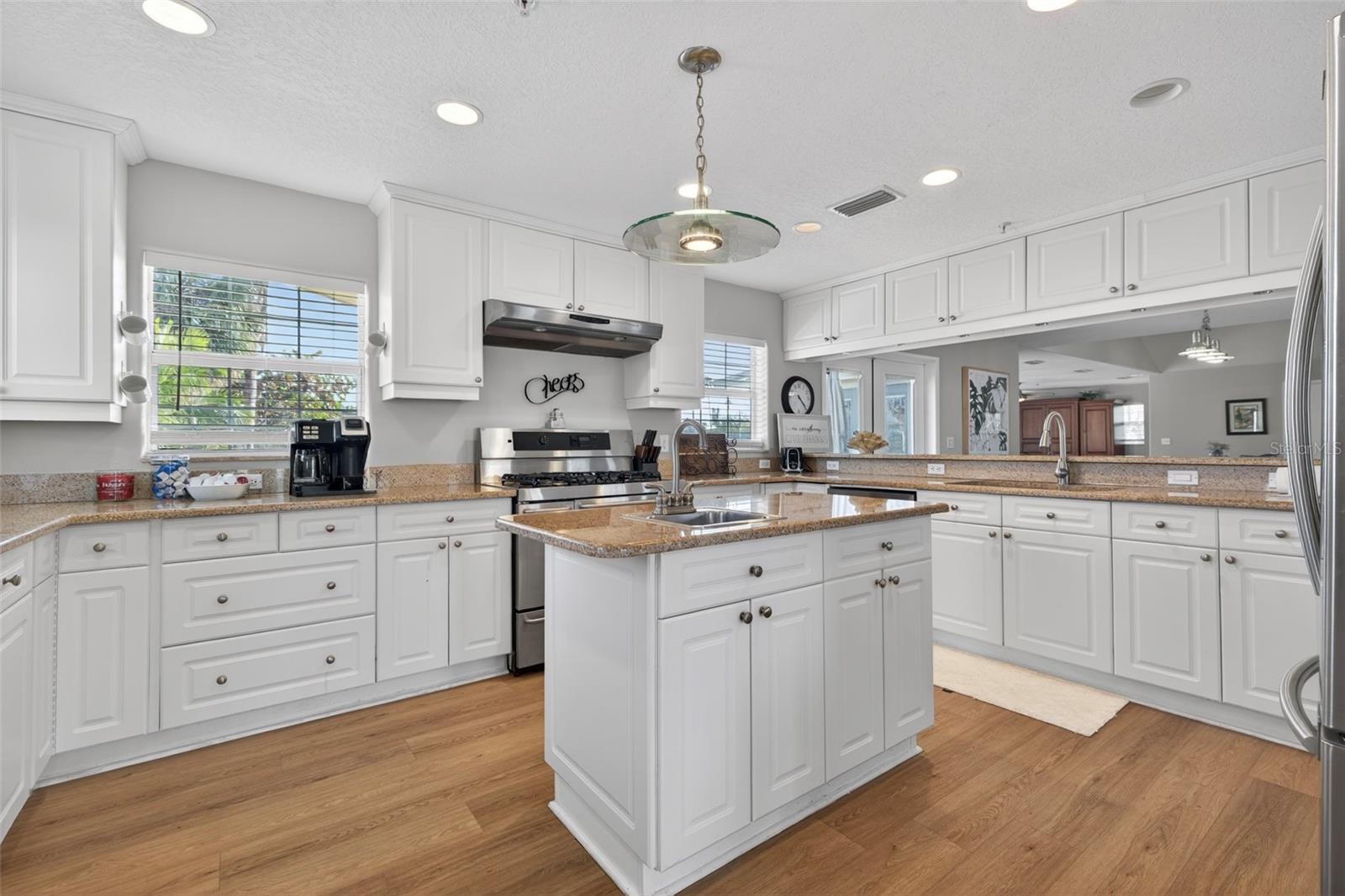 SHORE ACRES EDGEWATER SEC - Residential