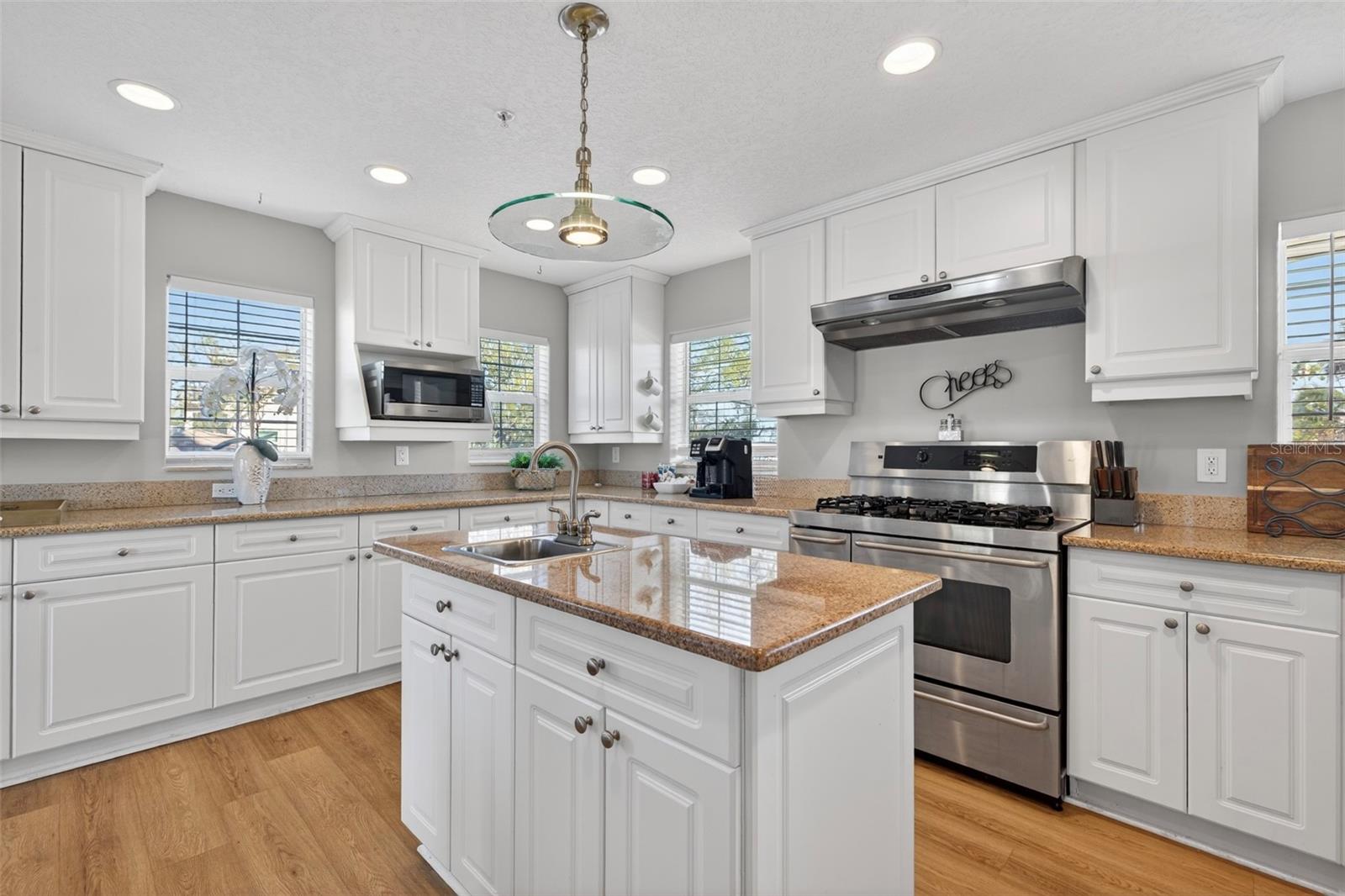 SHORE ACRES EDGEWATER SEC - Residential