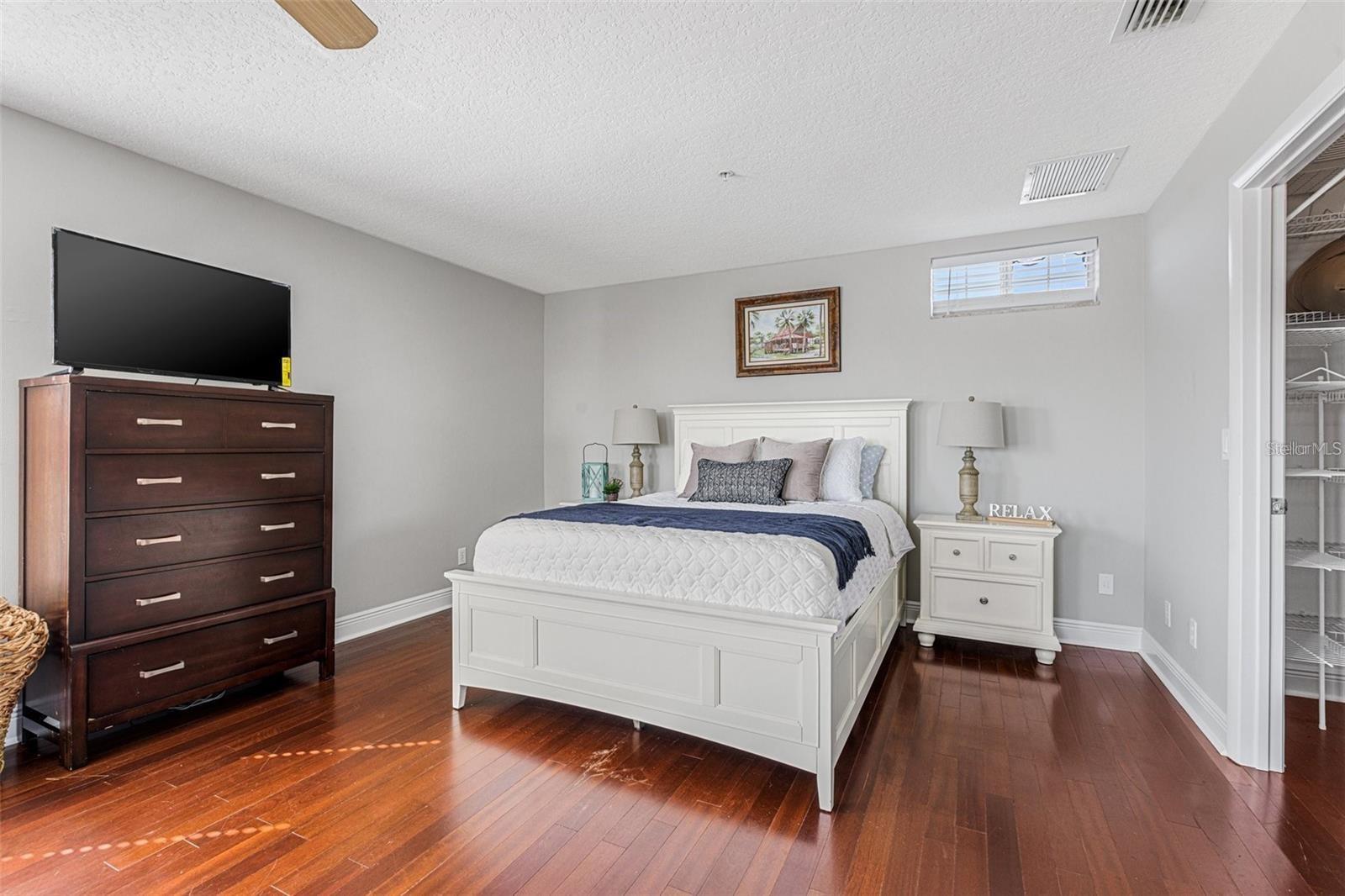 SHORE ACRES EDGEWATER SEC - Residential