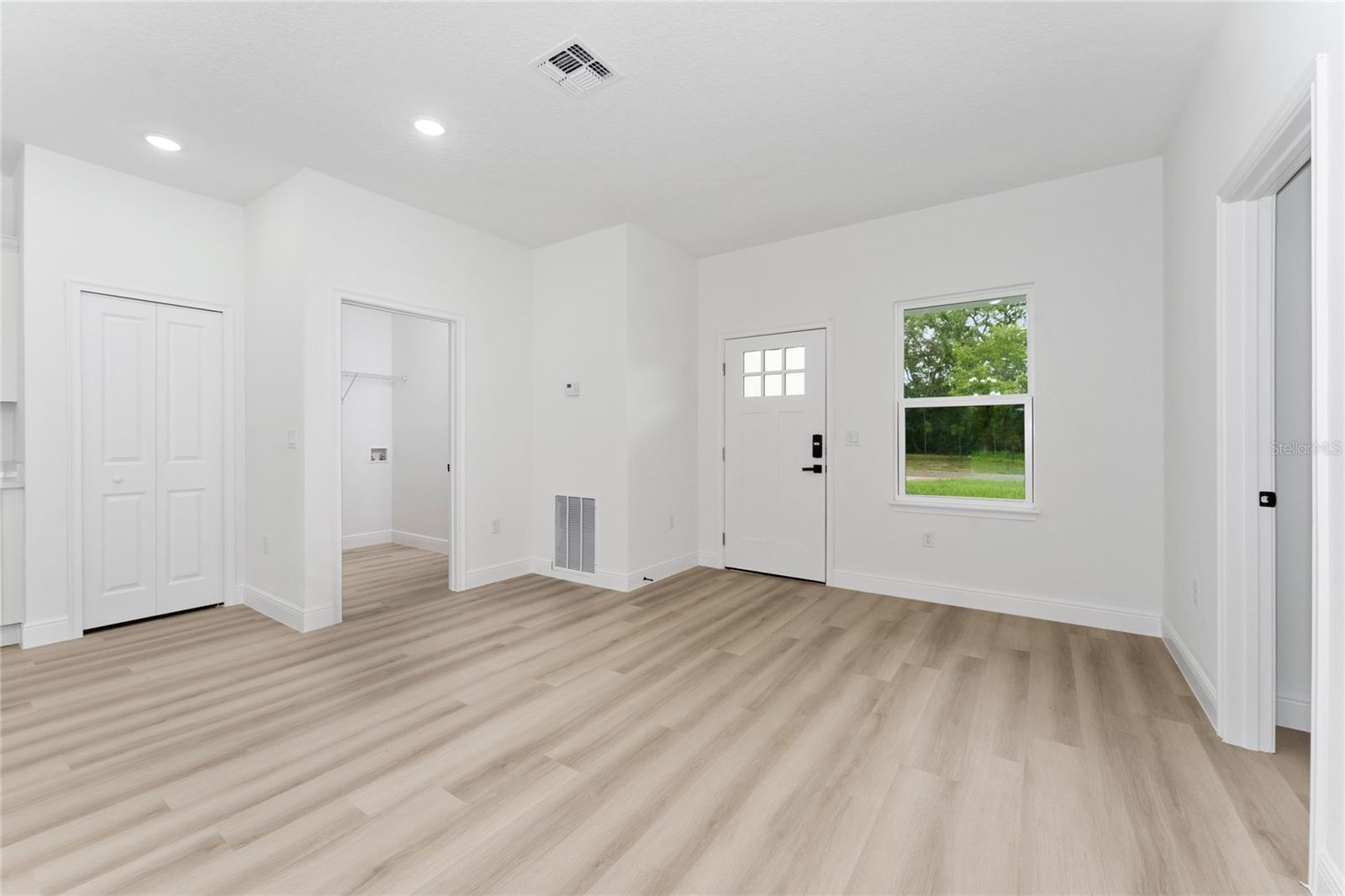 CITRUS SPGS UNIT 01 - Residential