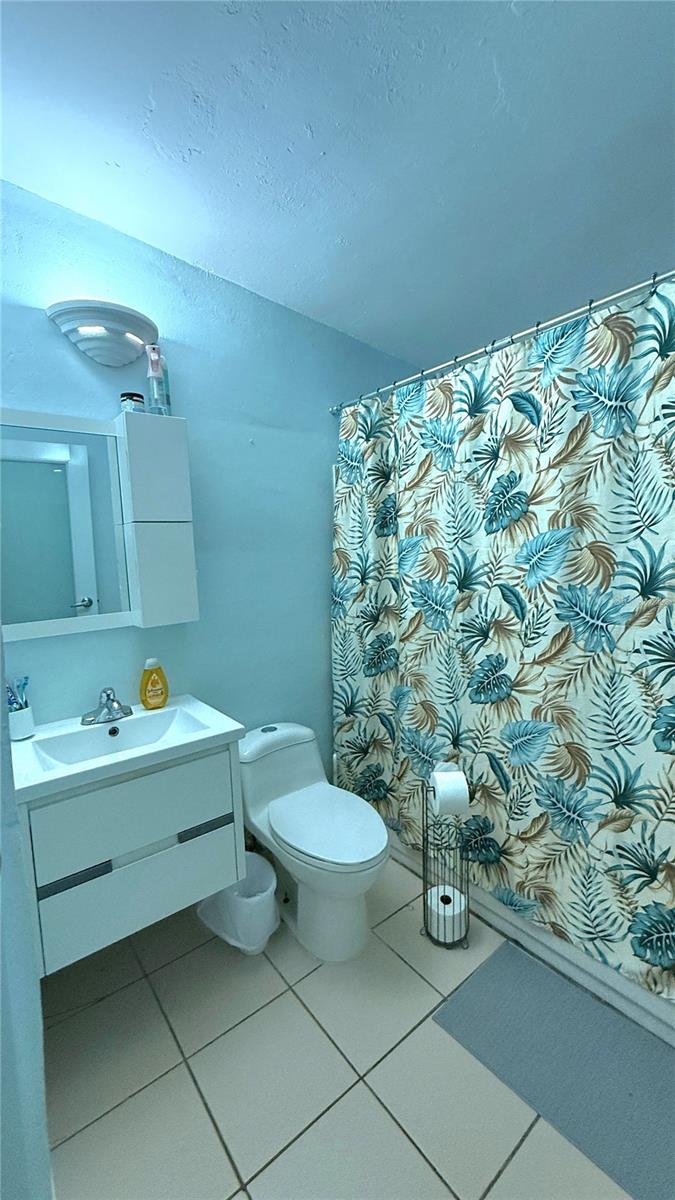 URBANIZACIÓN SANTA RITA II - Residential