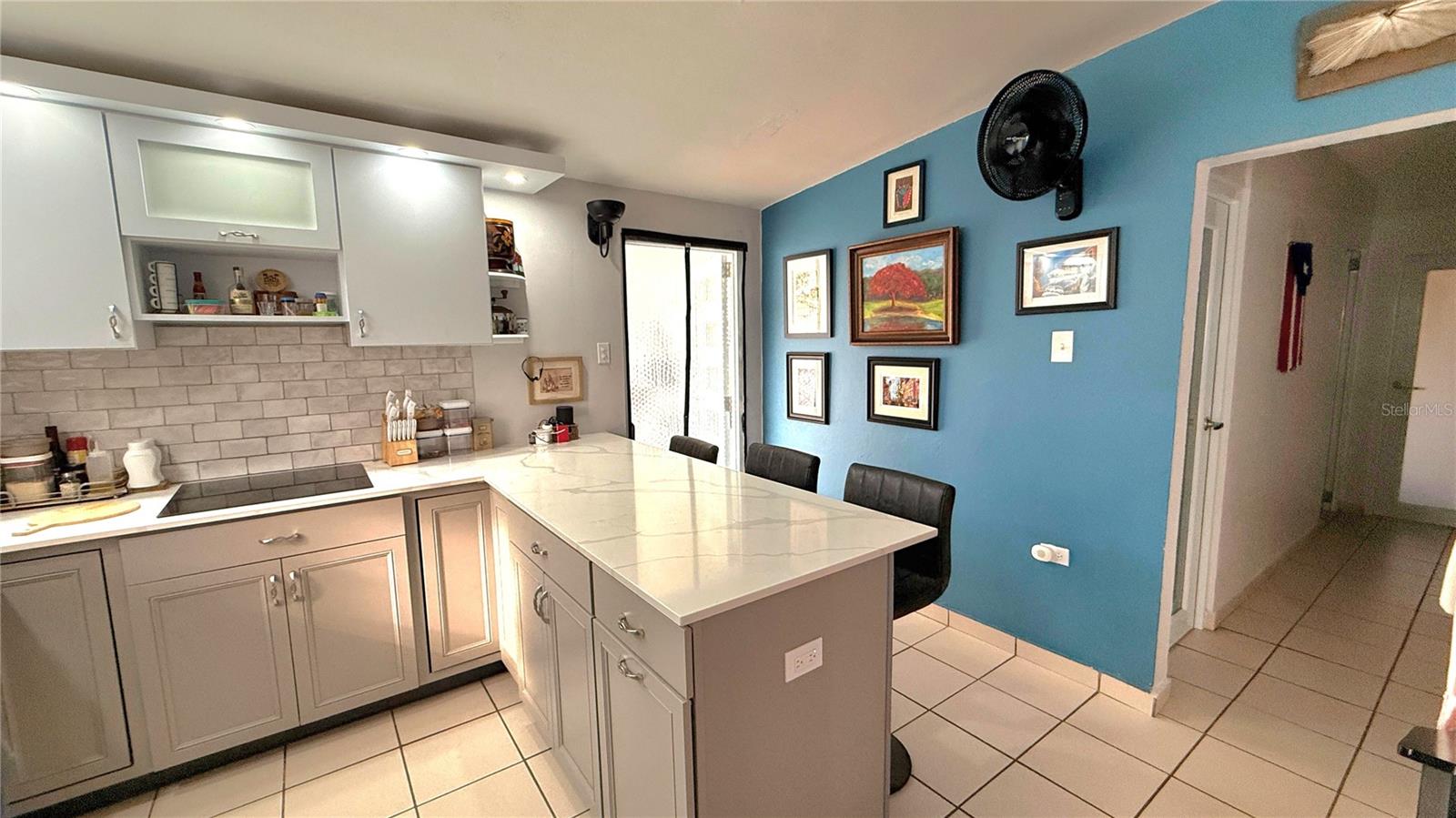 URBANIZACIÓN SANTA RITA II - Residential