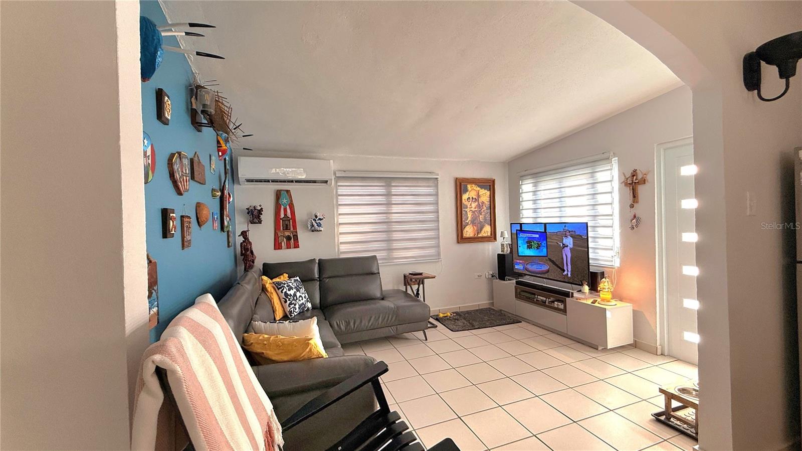 URBANIZACIÓN SANTA RITA II - Residential