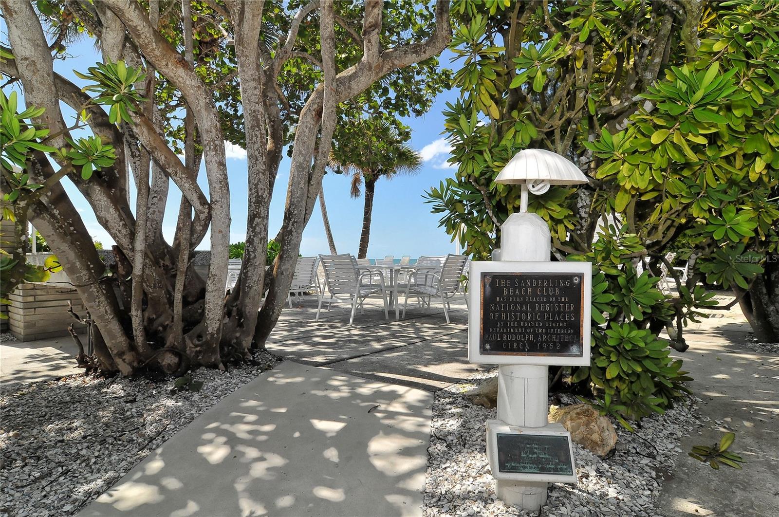 SANDERLING CLUB - Residential