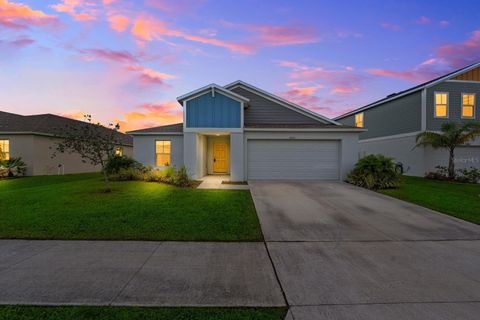 Photo of 5933 Slate Rock Drive, Lakeland, FL 33811 (MLS # TB8386806)